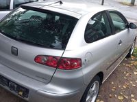 Gebraucht Seat Ibiza 75 PS (55 kW) 2004 Silber Limousine