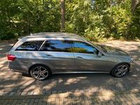 Gebraucht Mercedes E250 Avantgarde 205 PS (150 kW) 2015 Grau Kombi