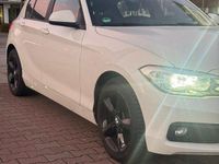 Gebraucht BMW 116 Advantage 116 PS (85 kW) 2015 Weiß Kleinwagen