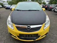 Usado Opel Corsa Selection 60 HP (44 kW) 2009 Amarelo Citadino