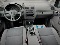 Gebraucht VW Touran 105 PS (77 kW) 2012 Reflexsilber metallic Van / Kleinbus
