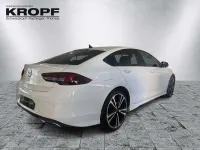 Gebraucht Opel Insignia Sport 174 PS (127 kW) 2023 Jade weiss/arktis weiss Limousine