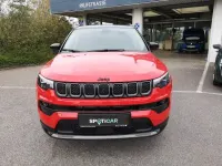 Gebraucht Jeep Compass 131 PS (96 kW) 2024 Rot SUV