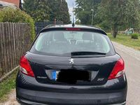 Gebraucht Peugeot 207 Urban Move 73 PS (53 kW) 2010 Schwarz Kombi