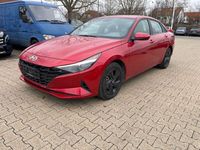 Gebraucht Hyundai Elantra 200 PS (147 kW) 2024 Rot Limousine