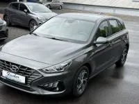 Gebraucht Hyundai i30 120 PS (88 kW) 2022 Amazon grey / met Limousine