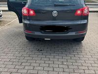 Gebraucht VW Tiguan Team 150 PS (110 kW) 2011 Schwarz SUV
