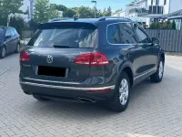 Gebraucht VW Touareg 262 PS (192 kW) 2015 Grau SUV