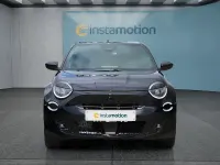 Neu Fiat 600 Sport 145 PS (106 kW) 2026 Schwarz SUV