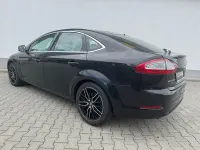 Gebraucht Ford Mondeo Titanium 163 PS (119 kW) 2013 Schwarz Limousine