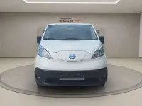 Gebraucht Nissan Evalia 80 kW (109 PS) 2017 Weiß Van / Kleinbus