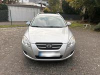Gebraucht Kia Ceed 109 PS (80 kW) 2008 Silber Kleinwagen