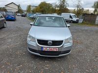 Gebraucht VW Touran Trendline 140 PS (102 kW) 2010 Silber Van / Kleinbus