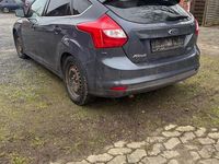 Gebraucht Ford Focus SYNC Edition 125 PS (91 kW) 2014 Grau Limousine