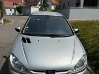 Gebraucht Peugeot 206 Tendance 80 PS (58 kW) 2007 Silber Kleinwagen