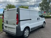 Gebraucht Renault Trafic 114 PS (83 kW) 2013 Weiß Van / Kleinbus