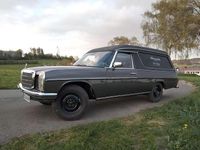 Gebraucht Mercedes W114 150 PS (110 kW) 1975 Grau Kleinwagen