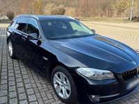 Gebraucht BMW 520 184 PS (135 kW) 2012 Schwarz Kombi