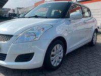 Gebraucht Suzuki Swift Club 94 PS (69 kW) 2013 Weiß Kleinwagen