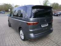 Gebraucht VW Multivan Style 150 PS (110 kW) 2024 Indiumgrau metallic Van / Kleinbus