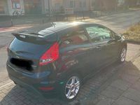 Gebraucht Ford Fiesta 95 PS (69 kW) 2010 Schwarz Kleinwagen