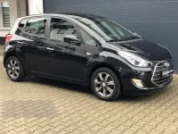 Gebraucht Hyundai ix20 Space 125 PS (91 kW) 2019 Schwarz Kleinwagen
