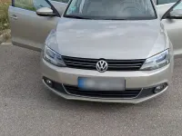 Gebraucht VW Jetta Highline 140 PS (102 kW) 2012 Limousine