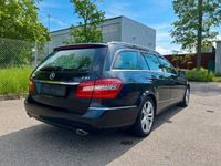 gebraucht Mercedes E300 CDI Kombi/Avantgarde/Distronic/Standheizung/BiXenon