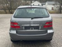 Gebraucht Mercedes B200 Edition 136 PS (100 kW) 2007 Grau Van / Kleinbus