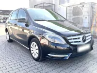 Gebraucht Mercedes B180 109 PS (80 kW) 2013 Schwarz Kleinwagen