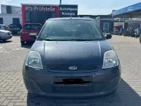 Gebraucht Ford Fiesta 80 PS (58 kW) 2006 Blau Kleinwagen