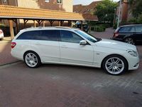 Gebraucht Mercedes E300 Avantgarde 204 PS (150 kW) 2010 Weiß Kombi