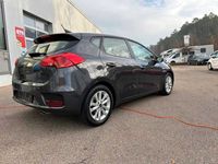 Gebraucht Kia Ceed 99 PS (72 kW) 2018 Grau Kleinwagen