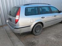 Gebraucht Ford Mondeo 125 PS (91 kW) 2003 Silber Kombi