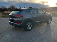 Gebraucht Hyundai Tucson 116 PS (85 kW) 2015 Braun SUV