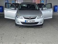 Gebraucht Opel Astra Edition 125 PS (91 kW) 2012 Kombi