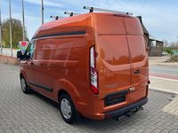 Gebraucht Ford Transit Custom Trend 170 PS (125 kW) 2018 Orange Van / Kleinbus
