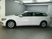 Gebraucht VW Passat Business 150 PS (110 kW) 2023 Weiß Kombi
