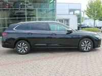 Neu VW Passat Business 150 PS (110 kW) 2026 Schwarz Kombi