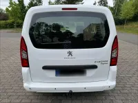 Gebraucht Peugeot Partner Tepee Active 98 PS (72 kW) 2016 Weiß Van / Kleinbus