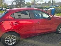 Second-hand Mazda 2 Edition 90 CP (66 kW) 2016 Roșu Hatchback