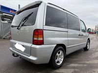 Gebraucht Mercedes Vito 102 PS (75 kW) 2003 Silber Van