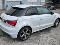 Gebraucht Audi A1 S-Line 86 PS (63 kW) 2013 Weiß Kleinwagen