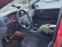 Second-hand Ford Focus 136 CP (100 kW) 2007 Roșu Hatchback