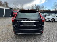 Gebraucht Volvo XC60 150 PS (110 kW) 2017 Schwarz SUV