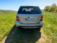 Używany Mercedes ML500 306 KM (225 kW) 2006 Srebrny SUV