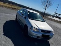 Gebraucht Opel Astra 84 PS (61 kW) 2001 Silber Coupé