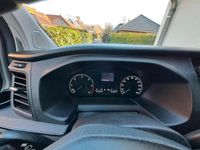 Gebraucht Ford Tourneo 131 PS (96 kW) 2018 Silber Van / Kleinbus