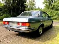 Gebraucht Mercedes 230 109 PS (80 kW) 1978 Blau Coupé