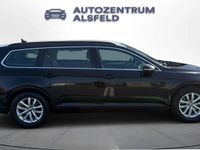 Gebraucht VW Passat Business 150 PS (110 kW) 2022 Schwarz Kombi